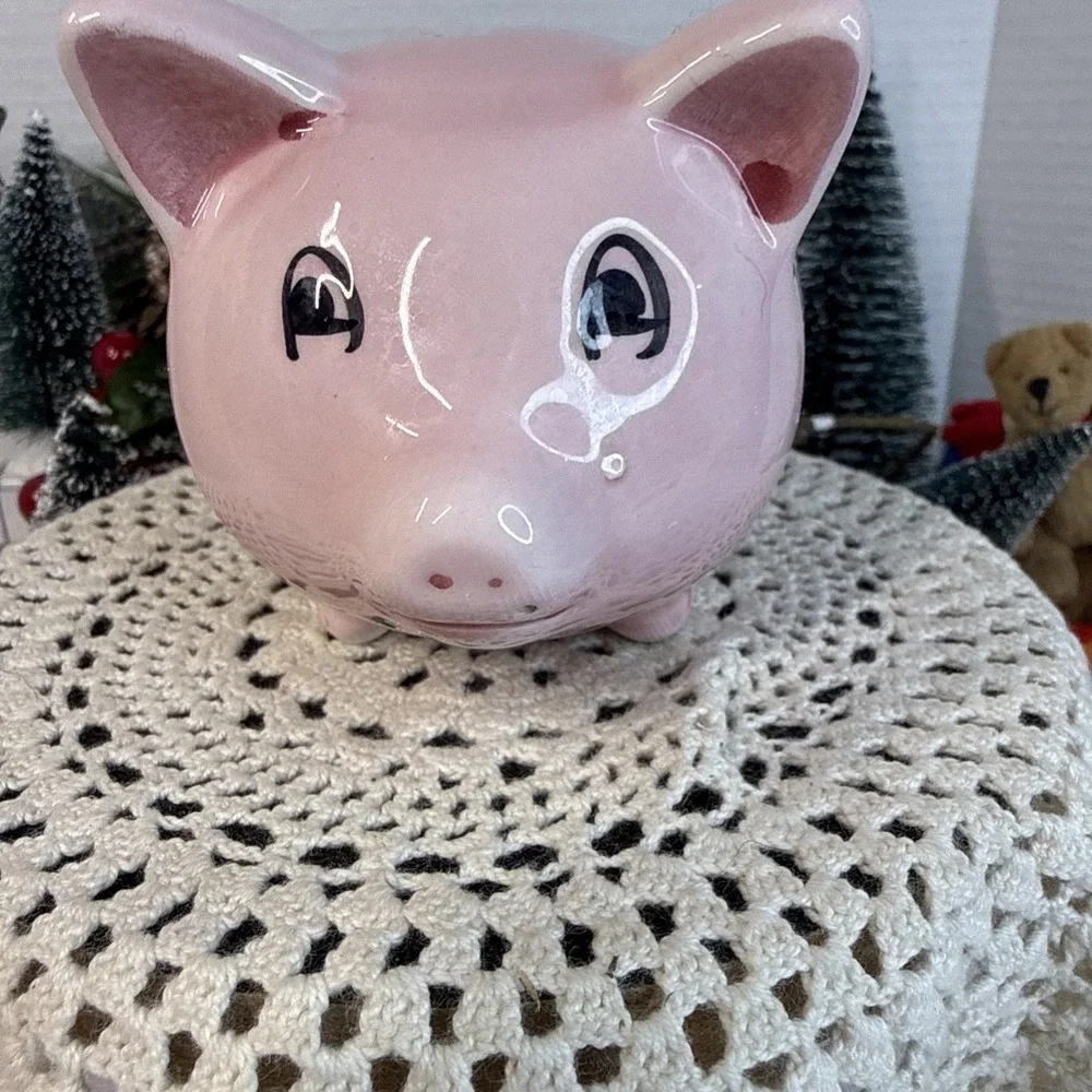 New York Vtg.Collectible Novelty Handpainted Souvenir Ceramic Pig Piggy Bank.